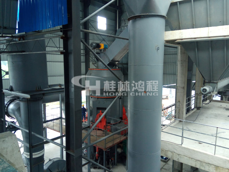 煅后石油焦，碳素磨粉機(jī)，立式磨粉機(jī)，立磨，磨粉生產(chǎn)線，磨粉機(jī)價(jià)格，桂林鴻程